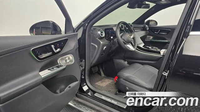 Mercedes-Benz GLC 2024 thumb 10
