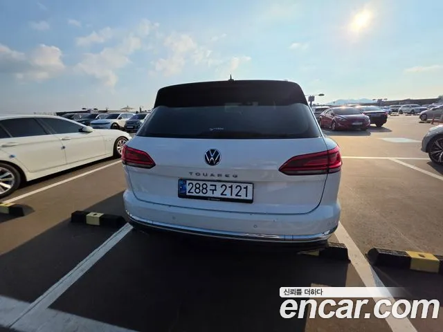 Volkswagen Touareg 2021 thumb 4