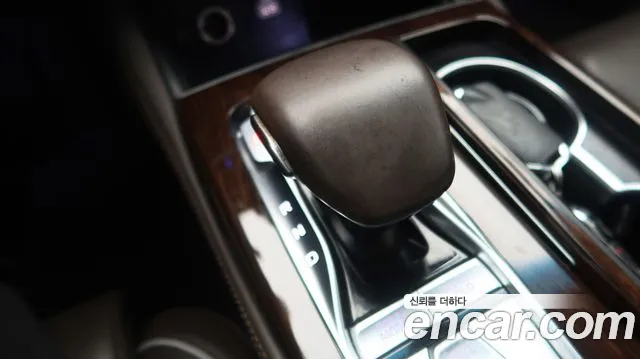 Kia K9 2019 thumb 9