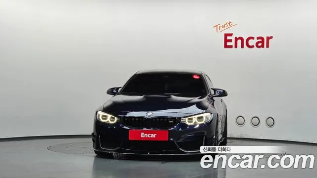 BMW M4 2017 thumb 3