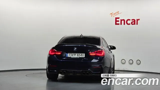 BMW M4 2017 thumb 4