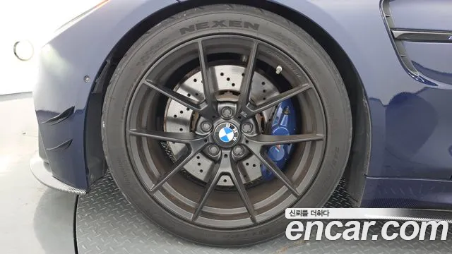 BMW M4 2017 thumb 5