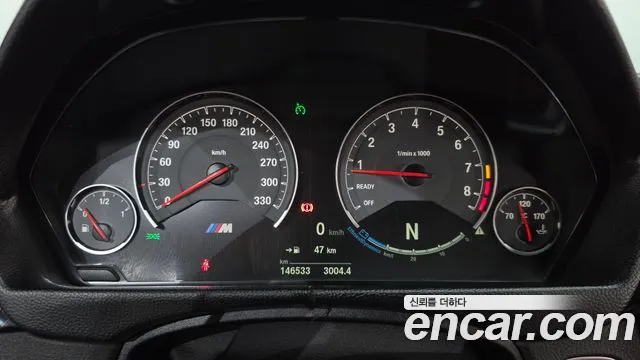 BMW M4 2017 thumb 8