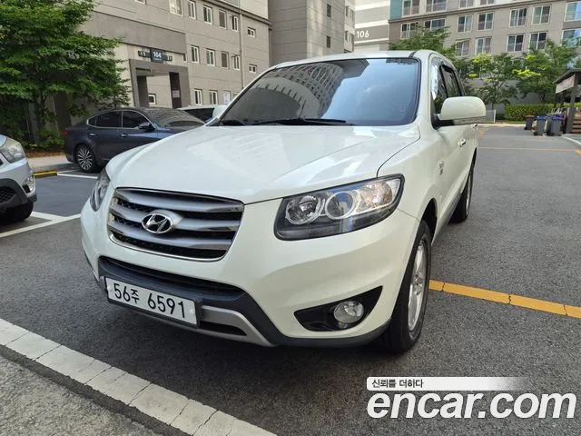 Hyundai Santa Fe 2011 1