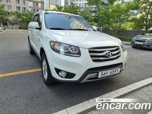 Hyundai Santa Fe 2011 thumb 3