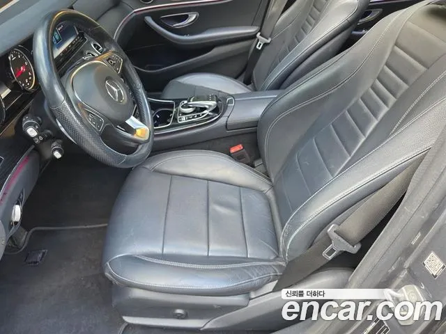 Mercedes-Benz E-Класс 2018 thumb 10