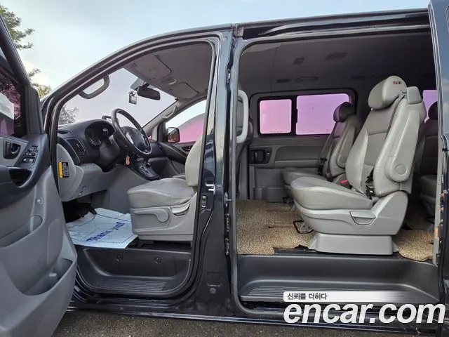 Hyundai Starex 2019 thumb 8