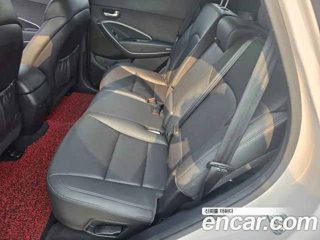 Hyundai Santa Fe 2014 thumb 9