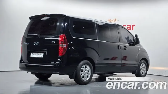 Hyundai Starex 2013 thumb 2