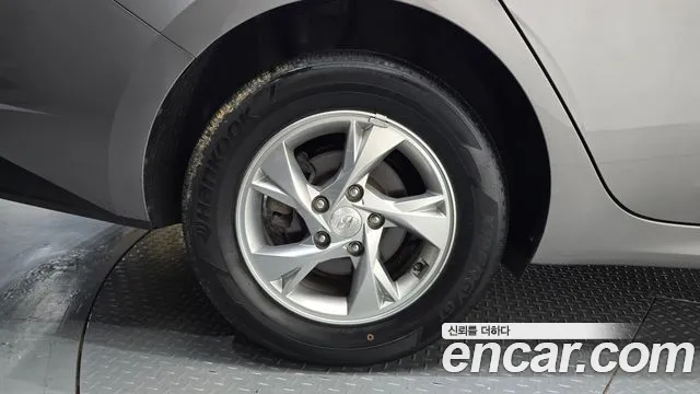 Hyundai Avante 2021 thumb 4