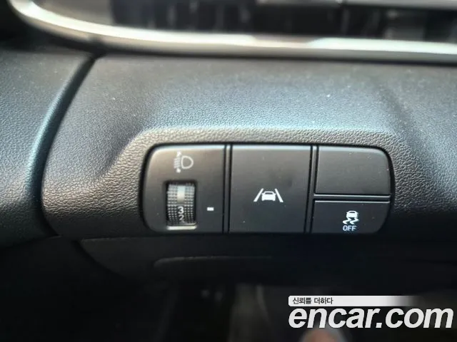 Hyundai Avante 2020 thumb 9