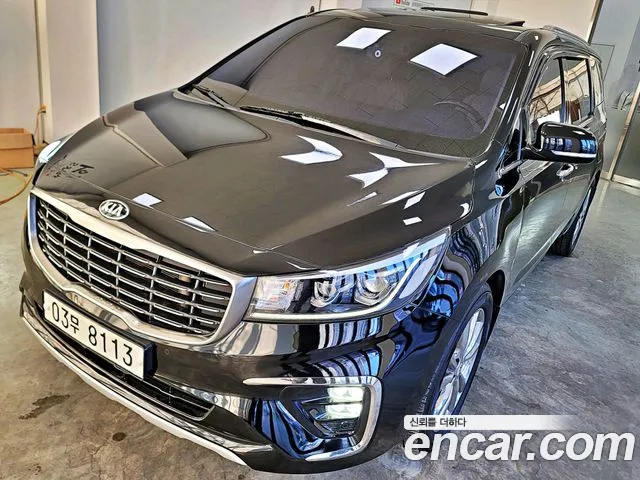 Kia Carnival 2018 thumb 3