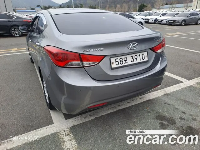 Hyundai Avante 2013 thumb 2