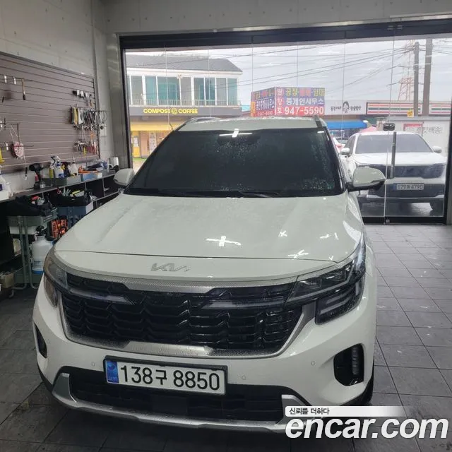 Kia Seltos 2024 thumb 2