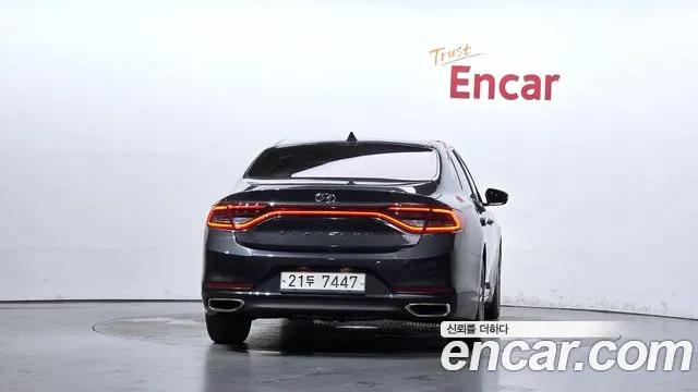 Hyundai Grandeur 2017 thumb 4