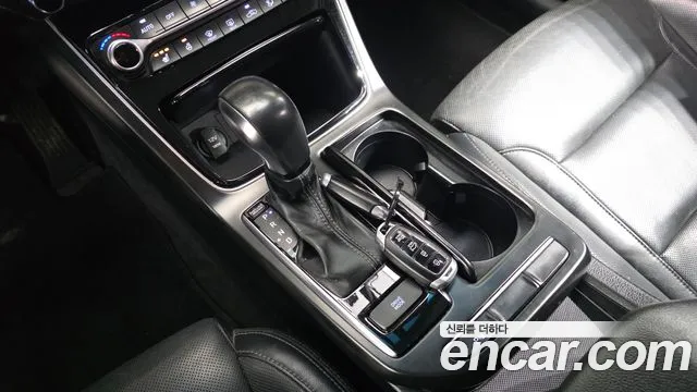 Hyundai Grandeur 2017 thumb 9