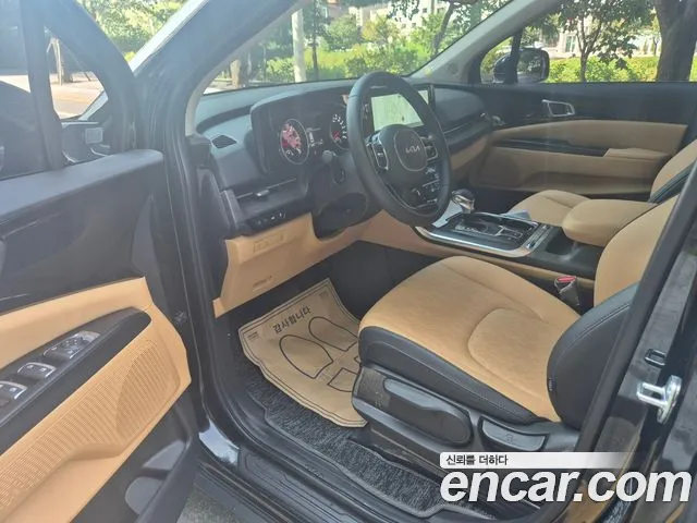 Kia Carnival 2022 thumb 7