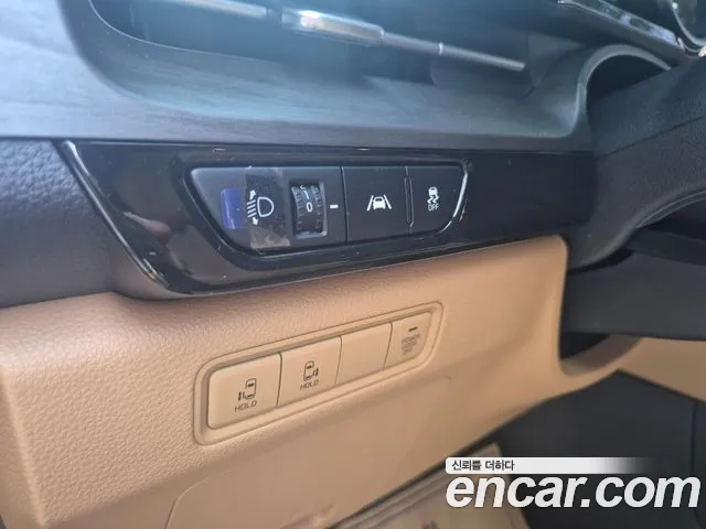 Kia Carnival 2022 thumb 8
