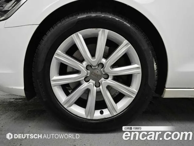 Audi A6 2015 thumb 5