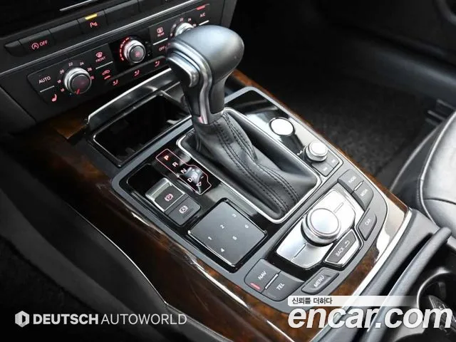 Audi A6 2015 thumb 9
