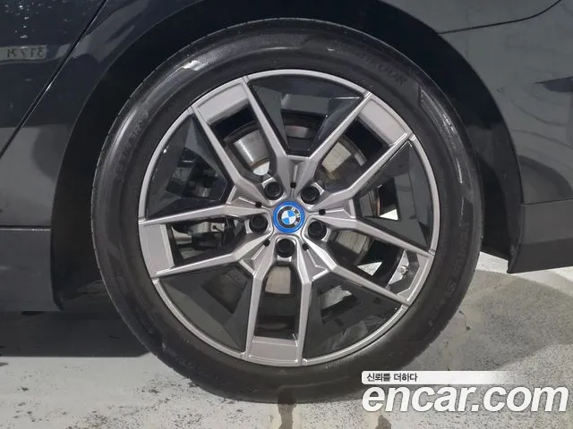BMW 5 серии 2025 thumb 5