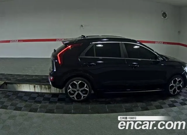 Kia Niro 2022 thumb 3