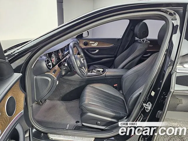 Mercedes-Benz E-Класс 2019 thumb 8