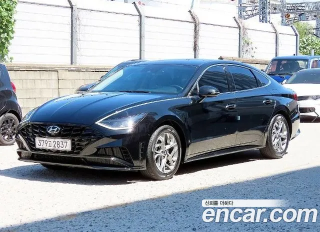 Hyundai Sonata 2022 thumb 2