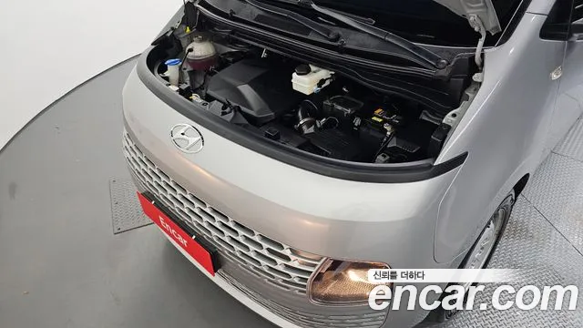 Hyundai Staria 2022 thumb 6