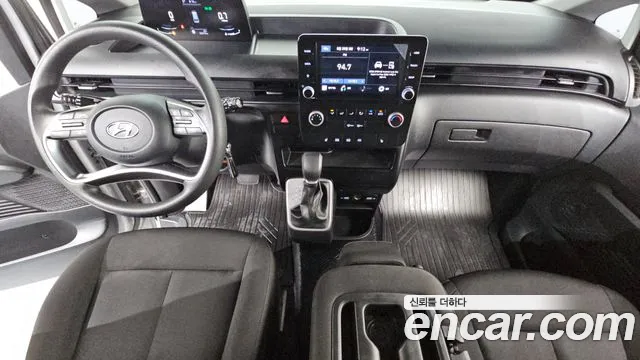 Hyundai Staria 2022 thumb 7