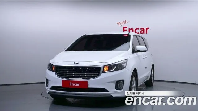Kia Carnival 2015 thumb 3