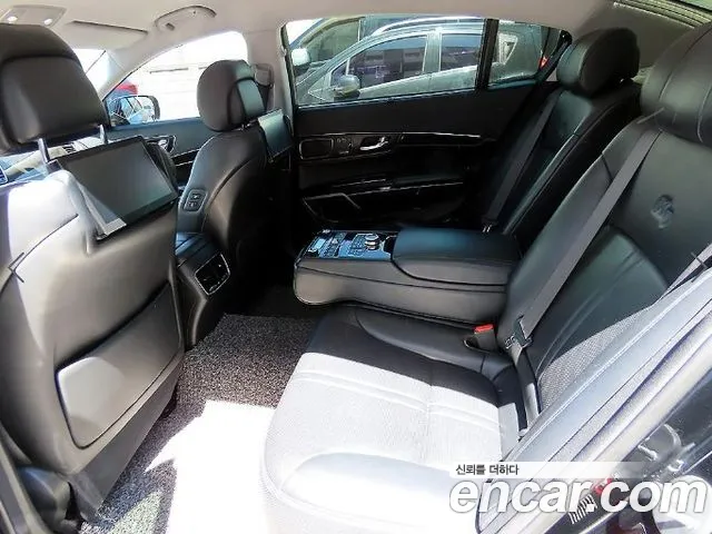 Kia K9 2015 thumb 6