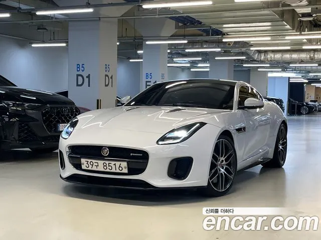 Jaguar F-Type 2018 thumb 12