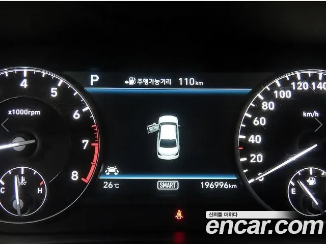 Genesis G90 2016 thumb 9