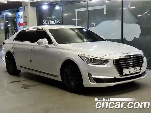 Genesis G90 2016 thumb 11