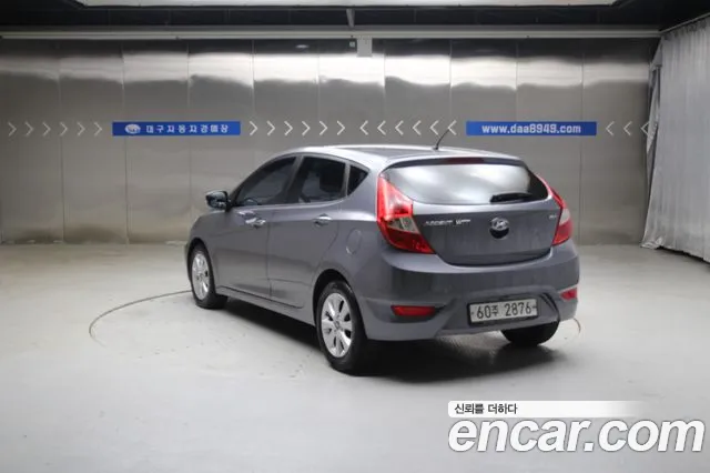 Hyundai Accent 2015 thumb 2