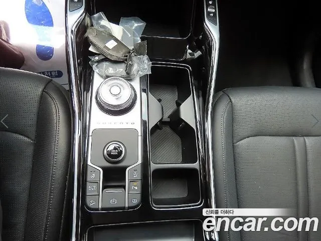 Kia Sorento 2023 thumb 10