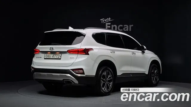 Hyundai Santa Fe 2019 thumb 2