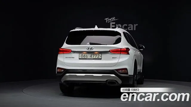 Hyundai Santa Fe 2019 thumb 4