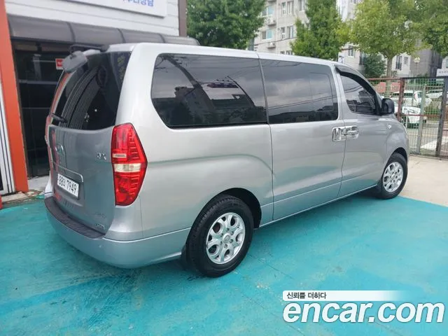 Hyundai Starex 2013 thumb 2