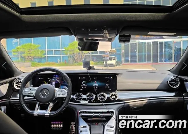Mercedes-Benz AMG GT 2021 thumb 6