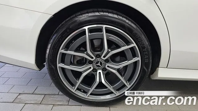 Mercedes-Benz E-Класс 2023 thumb 5