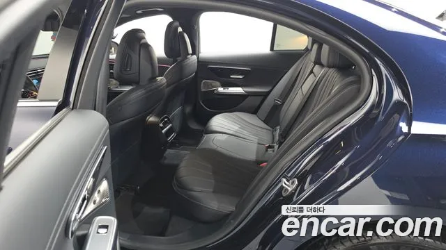 Mercedes-Benz E-Класс 2024 thumb 11