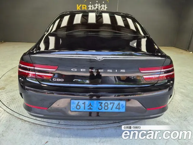 Genesis G80 2022 thumb 2