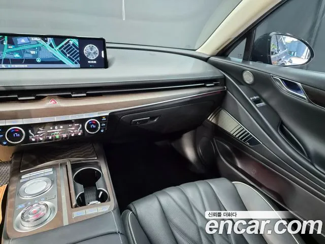 Genesis G80 2022 thumb 9