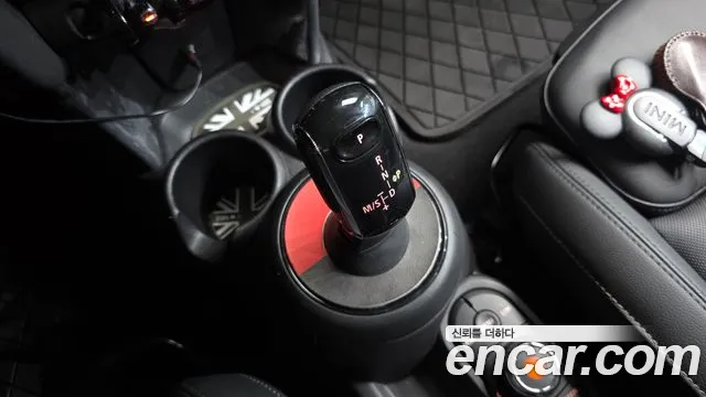 Mini Hatch 2020 thumb 8