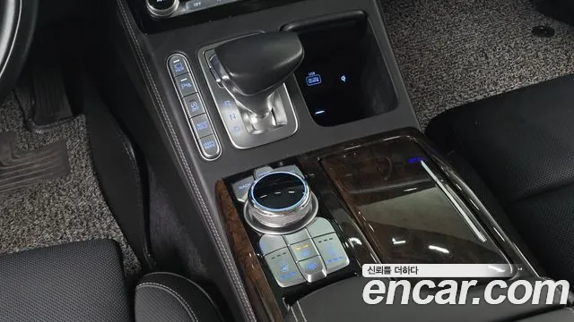 Genesis G90 2021 thumb 9