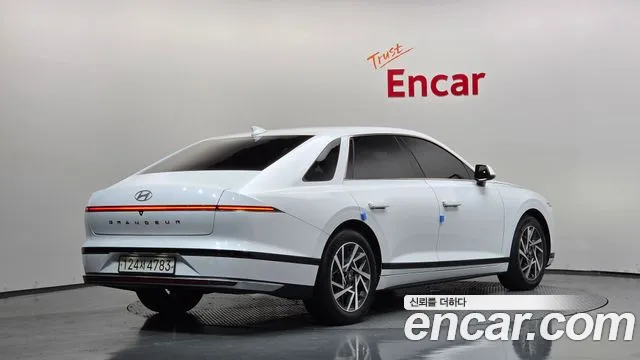 Hyundai Grandeur 2023 thumb 2