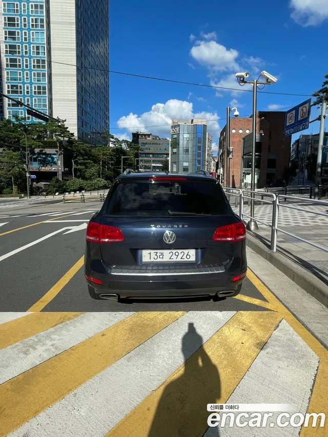 Volkswagen Touareg 2012 thumb 4