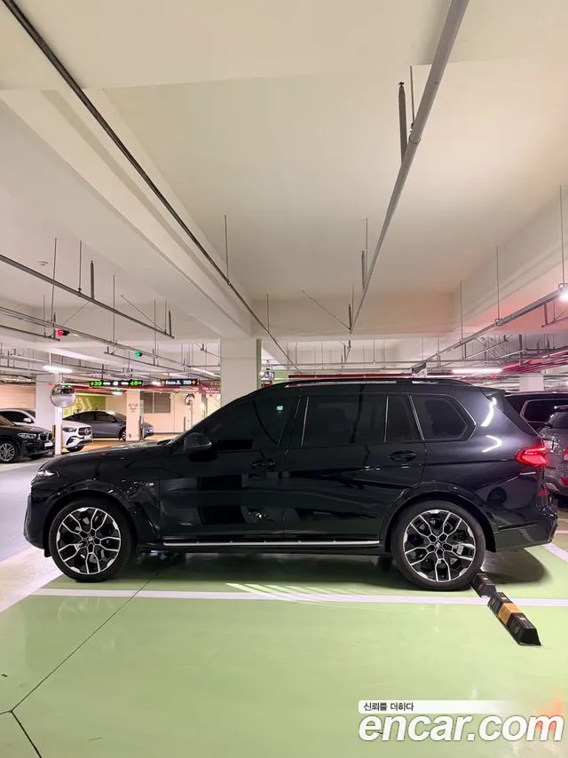 BMW X7 2025 thumb 11